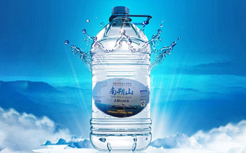 南朔山礦泉水：冬至暖情，共飲健康之水